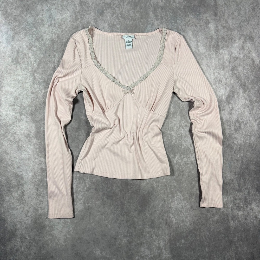 Rue21 Womens Small Pink Ribbed Lace Trim Long Sleeve V-Neck Top Y2K Coquette